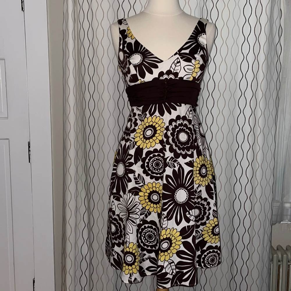 Floral print day dress